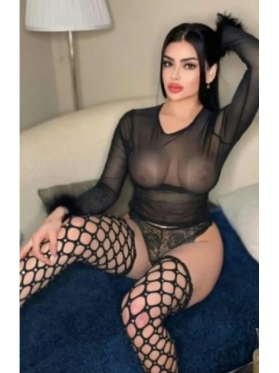 Otele gelen Özbekistanlı yabancı escort Firuze fotoğraf 3